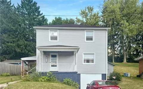 175 Denese Dr, Weirton, WV 26062