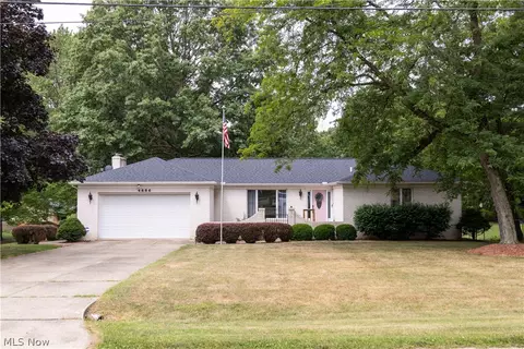 4686 Christman Rd, Akron, OH 44319