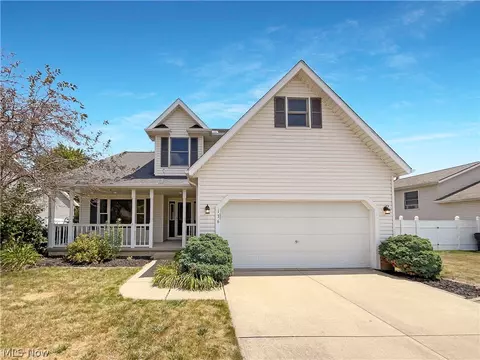136 Pemberton Dr, Elyria, OH 44035