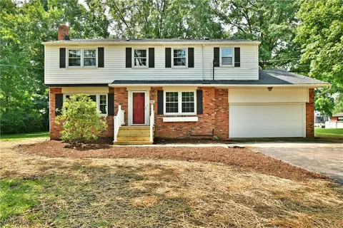 3963 State Route 82, Newton Falls, OH 44444