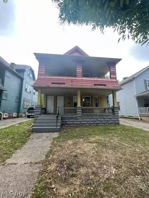 9520 Parkview Ave, Cleveland, OH 44104