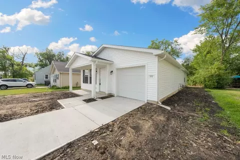 Other - 351 Warden Ave, Elyria, OH 44035 photo 2 of 9