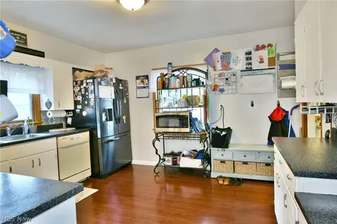 Kitchen - 6526 Amelia Ave, Ashtabula, OH 44004 photo 3 of 3
