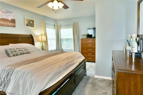Bedroom - 6526 Amelia Ave, Ashtabula, OH 44004 photo 6 of 6