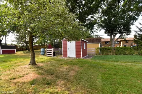 1292 E Parkhaven Dr, Seven Hills, OH 44131 photo 34