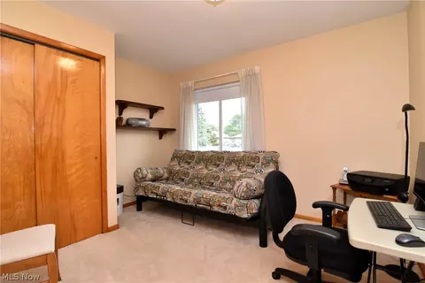 1292 E Parkhaven Dr, Seven Hills, OH 44131 photo 22