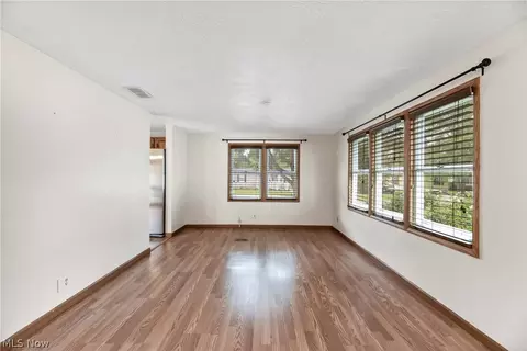 Living - 79 Bass Ct, Lagrange, OH 44050 photo 3 of 6