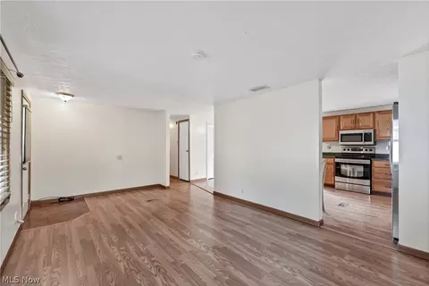 Living - 79 Bass Ct, Lagrange, OH 44050 photo 6 of 6