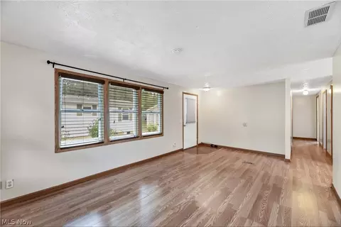 Living - 79 Bass Ct, Lagrange, OH 44050 photo 5 of 6