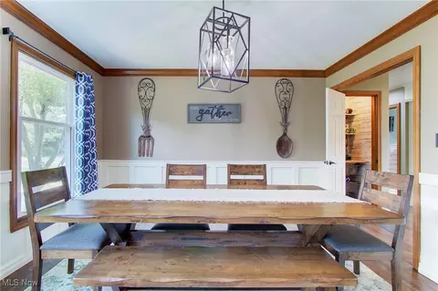 Dining - 6902 NE Firestone Rd NE, Canton, OH 44721 photo 1 of 3