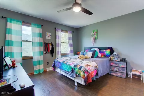 Bedroom - 6902 NE Firestone Rd NE, Canton, OH 44721 photo 5 of 5