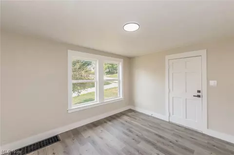 Other - 1283 Mount Vernon Ave, Akron, OH 44310 photo 3 of 8