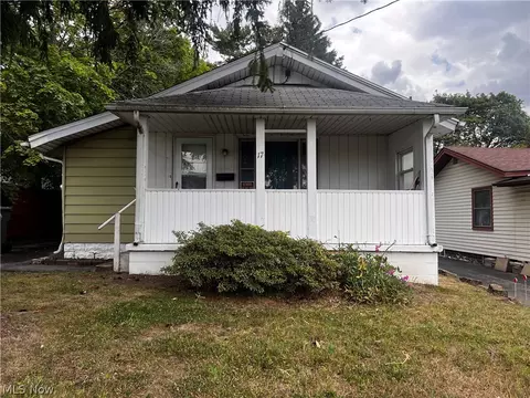 17 S Osborn Ave, Youngstown, OH 44509