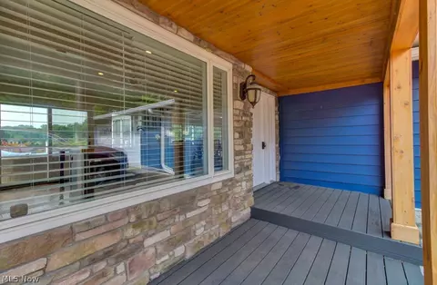 352 E Mohawk Dr, Malvern, OH 44644 photo 26