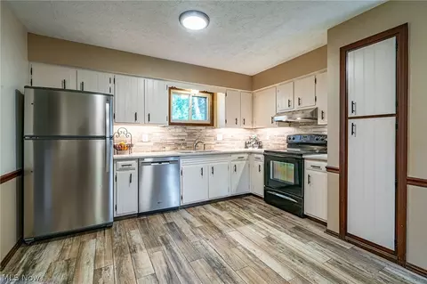 3463 Harris Ave NW, Canton, OH 44708 photo 15