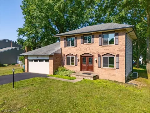 3463 Harris Ave NW, Canton, OH 44708 photo 2