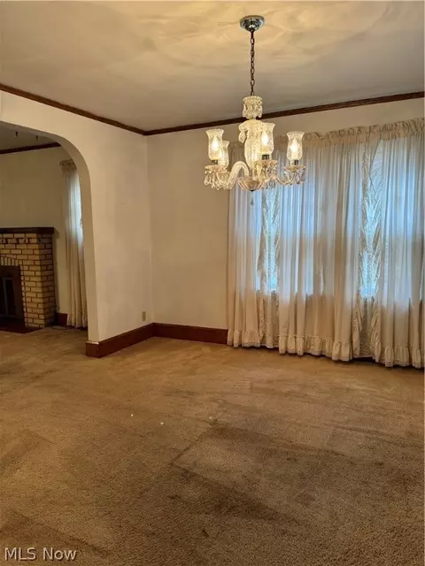 1055 N Howard St, Akron, OH 44310 photo 7