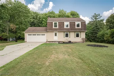 8773 N Bedford Rd, Macedonia, OH 44056