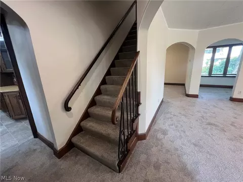 601 E Iron Ave, Dover, OH 44622 photo 4