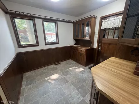 601 E Iron Ave, Dover, OH 44622 photo 9