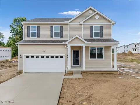 11 Townsend Dr, Tallmadge, OH 44278
