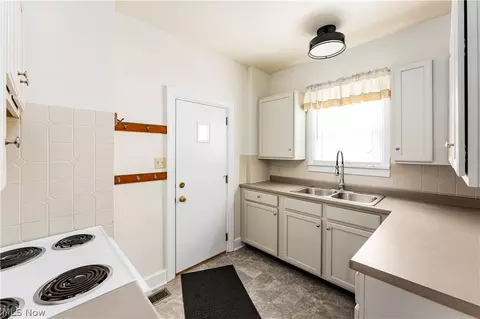 530 Columbus Ave NW, Canton, OH 44708 photo 10