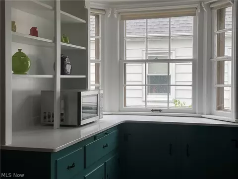 621 E 266th St, Euclid, OH 44132 photo 8