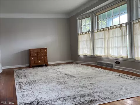 621 E 266th St, Euclid, OH 44132 photo 5