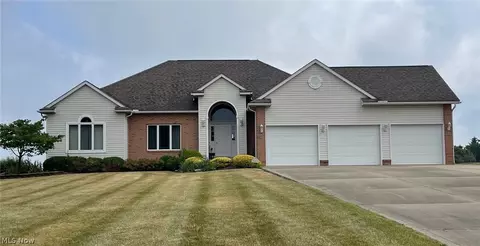 10445 Zona Ln, Cambridge, OH 43725
