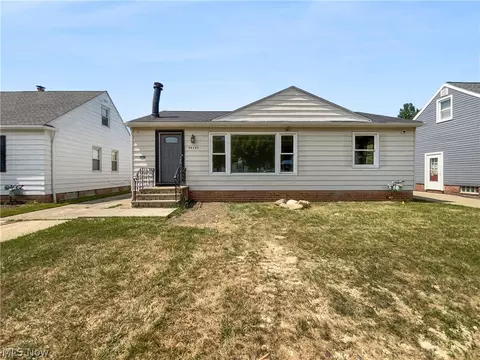 30187 Truman Ave, Wickliffe, OH 44092