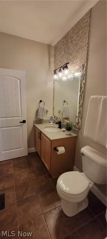 Entry Way - 73950 Chaney Rd, Flushing, OH 43977 photo 8 of 10