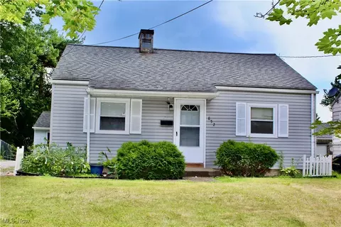 852 Kickapoo Ave, Akron, OH 44305