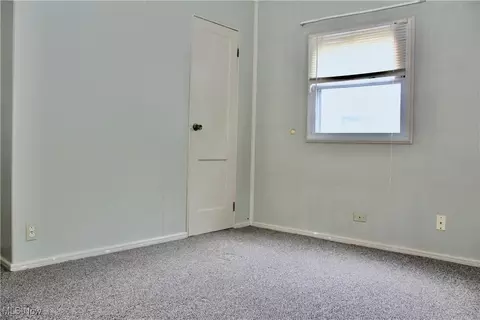 852 Kickapoo Ave, Akron, OH 44305 photo 17