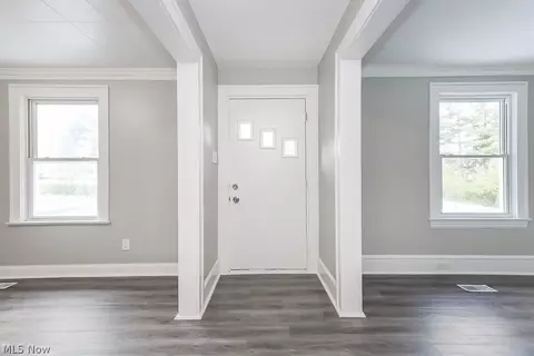 6665 State Rd, Cleveland, OH 44134 photo 5
