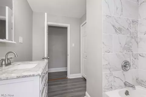 6665 State Rd, Cleveland, OH 44134 photo 16