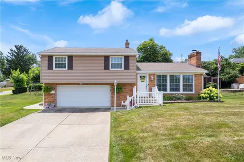 4606 9th St NW, Canton, OH 44708