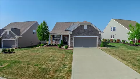 5408 Daintree Ln, Medina, OH 44256