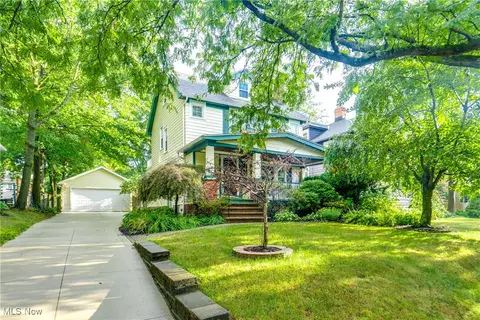 3130 Corydon Rd, Cleveland Heights, OH 44118