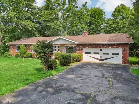 2919 S Ridge Rd E, Ashtabula, OH 44004 photo 2