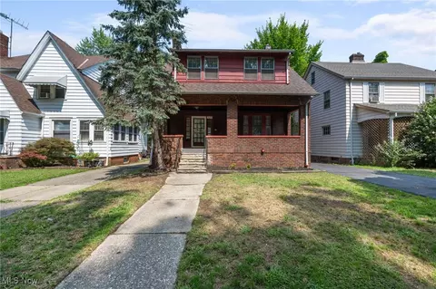 3809 Woodridge Rd, Cleveland Heights, OH 44121