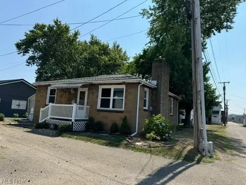 215 E 2nd Rear St, Dover, OH 44622