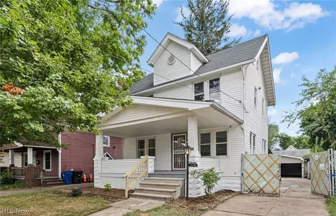 7130 Camden Ave, Cleveland, OH 44102