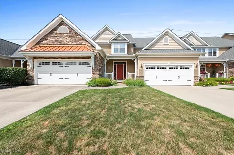 5124 Shepherds Glen Dr #56, Willoughby, OH 44094