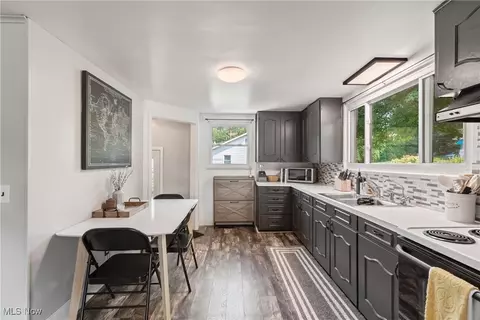 Kitchen - 206 Euclid Ave, Minerva, OH 44657 photo 1 of 5