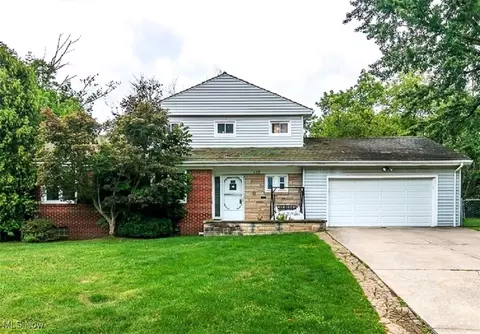 4333 Acacia Dr, South Euclid, OH 44121
