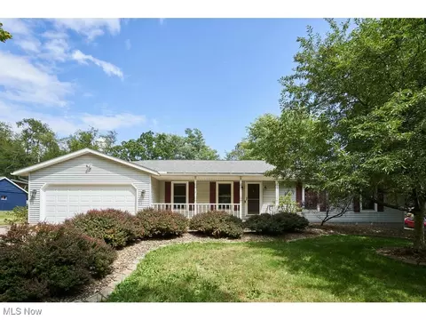 5571 Fairland Rd, Clinton, OH 44216