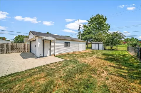 29760 Robert St, Wickliffe, OH 44092 photo 33