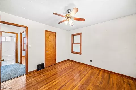 29760 Robert St, Wickliffe, OH 44092 photo 11