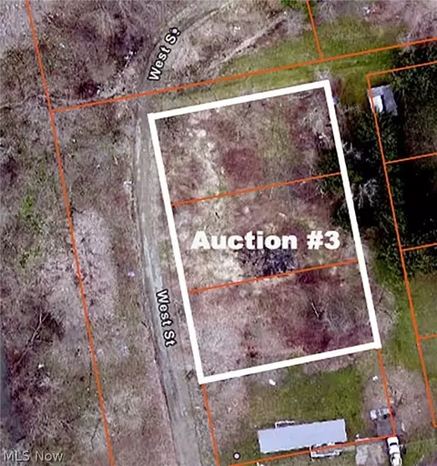 6 West St, Salineville, OH 43945