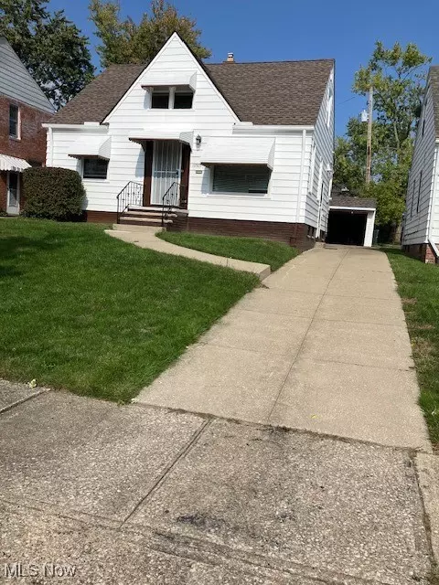 19505 Nitra Ave, Maple Heights, OH 44137